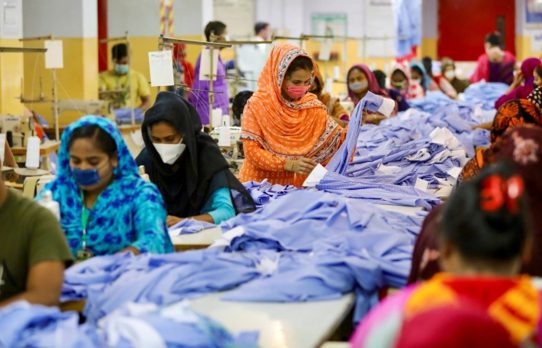 বিজিএমইএ ও বিকেএমইএ শ্রমিকদের আরও দুই ঘণ্টা ওভারটাইমের অনুমতি