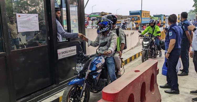 ২৪ ঘণ্টায় পদ্মা সেতুতে আড়াই কোটি টাকা টোল আদায়