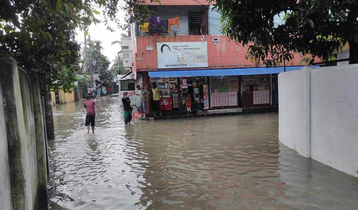 শহরজুড়ে জলাবদ্ধতা সিলেটে