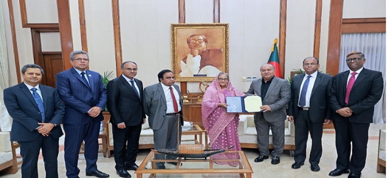 পুঁজিবাজারের সদস্য হলেন প্রধানমন্ত্রী শেখ হাসিনা ও শেখ রেহানা