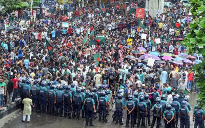 কোটা বাতিলে আজও শাহবাগে শিক্ষার্থীদের অবরোধ, যানচলাচল বন্ধ