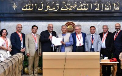 অর্থনীতির শ্বেতপত্র প্রণয়ন কমিটির প্রতিবেদন জমা