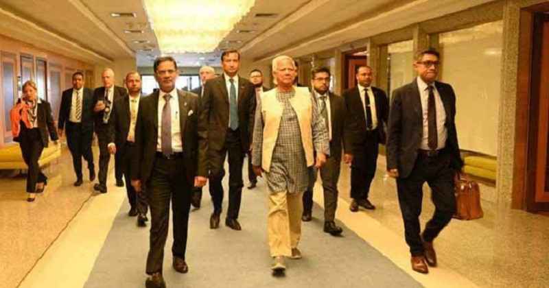 ইতালি থেকে দেশের পথে প্রধান উপদেষ্টা