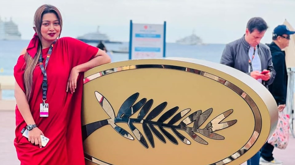 কান উৎসবে প্রথম টেলিভিশন নারী সাংবাদিক শাহরিন জেবিন