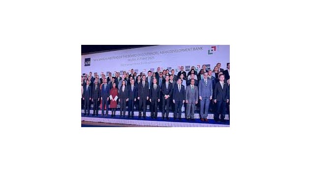 এডিবির কাছে চার খাতে সহযোগিতার আহ্বান অর্থ উপদেষ্টার