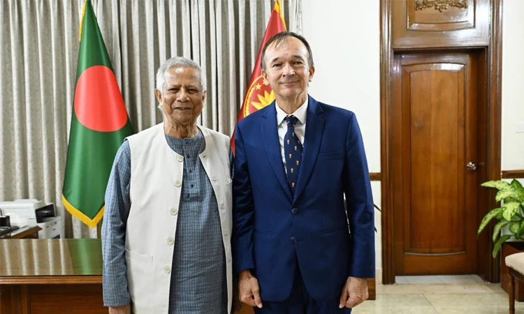 প্রধান উপদেষ্টার সঙ্গে ডাচ রাষ্ট্রদূতের বিদায়ী সাক্ষাৎ