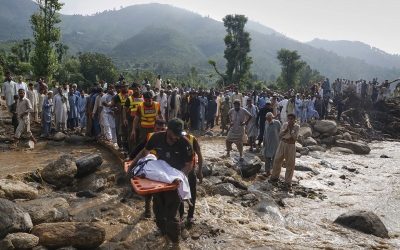 বন্যায় বিপর্যস্ত পাকিস্তান, ৪৮ ঘণ্টায় ৩৪৪ জনের প্রাণহানি