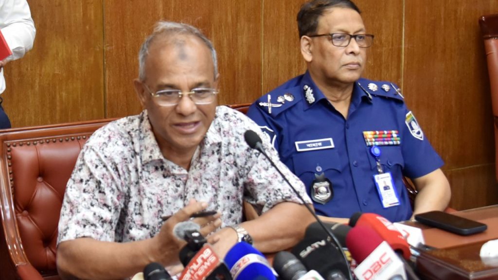 নির্বাচন নিয়ে প্রস্তুতি আছে, কোনো রকম অসুবিধা হবে না : স্বরাষ্ট্র উপদেষ্টা