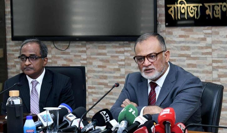 চলতি সপ্তাহে পেঁয়াজের দাম না কমলে আমদানি : বাণিজ্য উপদেষ্টা