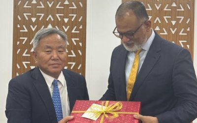 বাণিজ্য উপদেষ্টার সঙ্গে দক্ষিণ কোরিয়ার বিদায়ী রাষ্ট্রদূতের বৈঠক