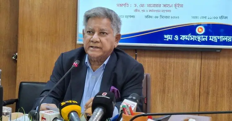 প্রতিদিন চট্টগ্রাম বন্দরে দুই থেকে আড়াই কোটি টাকার চাঁদাবাজি হয় : শ্রম উপদেষ্টা