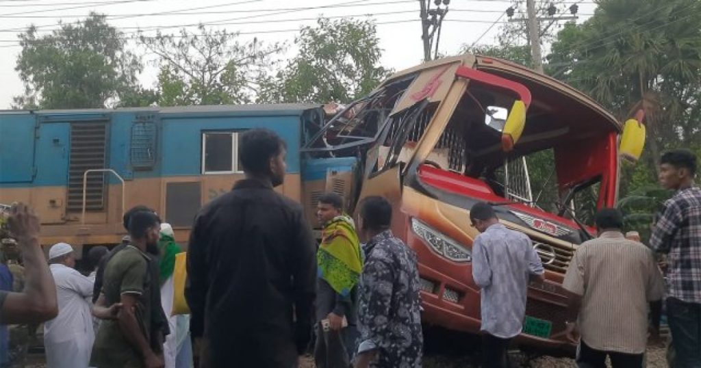 মার্চে ৬১৬ সড়ক দুর্ঘটনায় নিহত ৬১৯, আহত ১৫৪৮