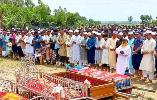 জানাজা শেষে চিরবিদায় ৯ যুবকের