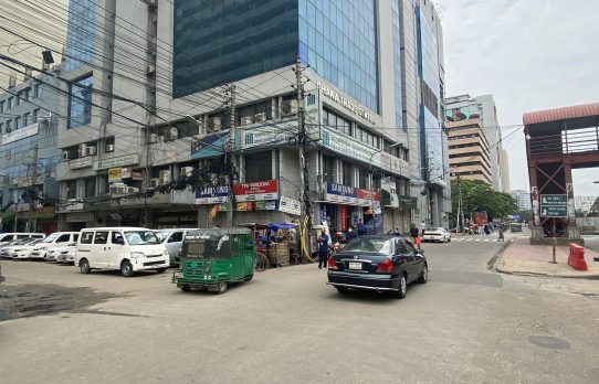 দুর্নীতির আখড়া ঢাকা ট্রেড সেন্টার মার্কেট