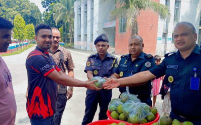 মিষ্টি আমে মিষ্টি মুহূর্ত, কারাগারে ব্যতিক্রমী আয়োজন