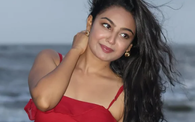 ঘরে ঝুলছিল অভিনেত্রীর দেহ, হাসপাতালে নেওয়ার আগেই মৃত্যু
