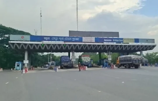 ঈদের ১০ম দিনে যমুনা সেতুতে টোল আদায় ২ কোটি ৭২ লাখ টাকা