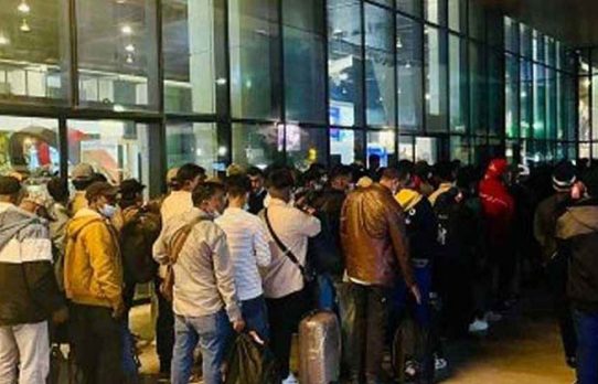 লিবিয়া থেকে ফিরেছেন ১৭৪ বাংলাদেশী