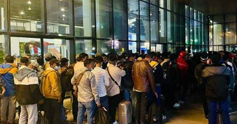 লিবিয়া থেকে ফিরেছেন ১৭৪ বাংলাদেশী