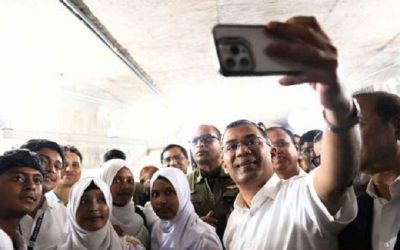 সংসদে প্রধানমন্ত্রীর সঙ্গে মধ্যাহ্নভোজ করলেন শিক্ষার্থীরা