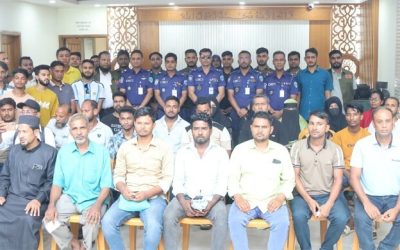 চট্টগ্রামে খোয়া যাওয়া ১০১ মোবাইল ফিরিয়ে দিলো পুলিশ