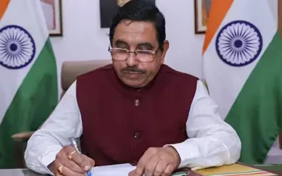 ভারতের নতুন শিক্ষামন্ত্রী প্রহ্লাদ যোশী