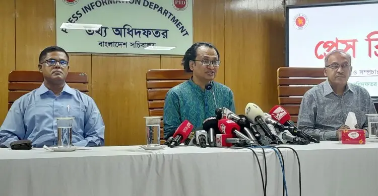 নতুন শিল্পে গ্যাস সংযোগ স্থগিত, আগের অব্যবস্থাপনার খেসারত দিচ্ছে দেশ : তথ্য উপদেষ্টা