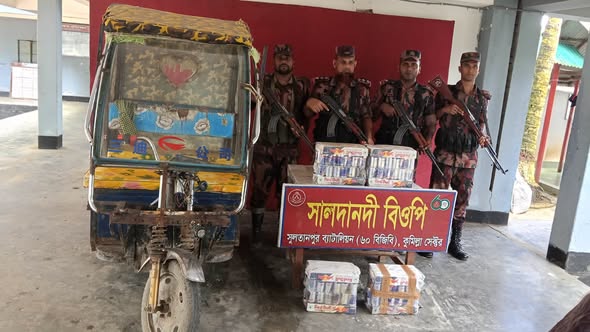 সুলতানপুর সীমান্তে ২৫ লাখ টাকার ভারতীয় চোরাচালান পণ্য জব্দ