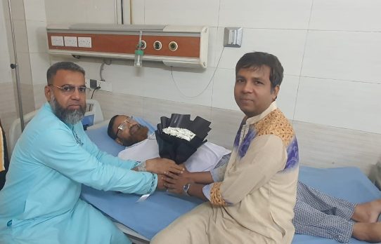 যাত্রী কল্যাণ সমিতির মহাসচিবের খোঁজ নিলেন যাত্রী অধিকার সংরক্ষণ        পরিষদের নেতারা