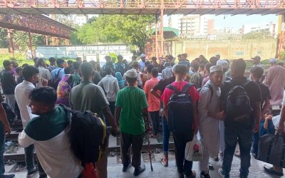 জাদুর নামে প্রতারণা ও পকেটমারের অভয়ারণ্য, দেখার কি কেউ নেই?