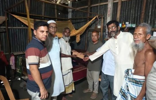 চিকিৎসা সহায়তায় বাকপ্রতিবন্ধীর পাশে তথ্য সম্প্রচার প্রতিমন্ত্রী ইয়াসের খান চৌধুরী