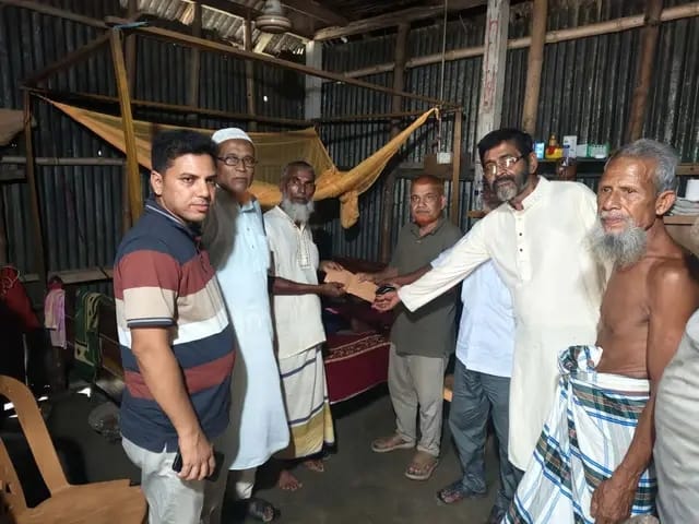 চিকিৎসা সহায়তায় বাকপ্রতিবন্ধীর পাশে তথ্য সম্প্রচার প্রতিমন্ত্রী ইয়াসের খান চৌধুরী