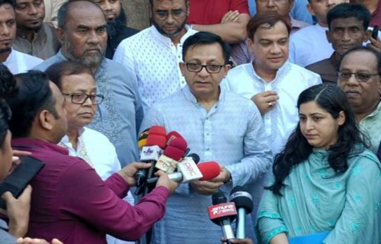 এআই দিয়ে নিত্যপণ্যের বাজার মনিটরিং করবে সরকার: বাণিজ্যমন্ত্রী