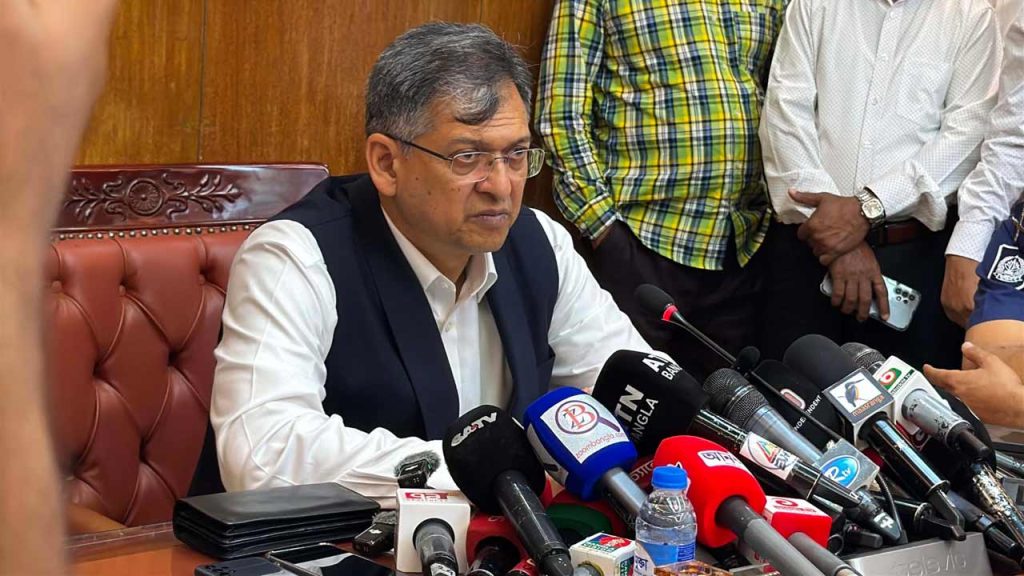 পুলিশ পদকের তালিকা তাড়াহুড়োর সঙ্গে করা হয়েছিল : স্বরাষ্ট্রমন্ত্রী