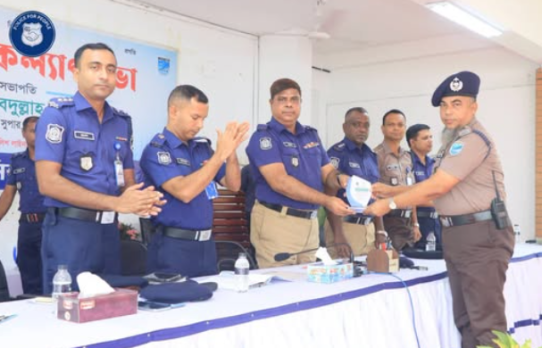 নরসিংদীর শ্রেষ্ঠ ওসি এ আর এম আল-মামুন