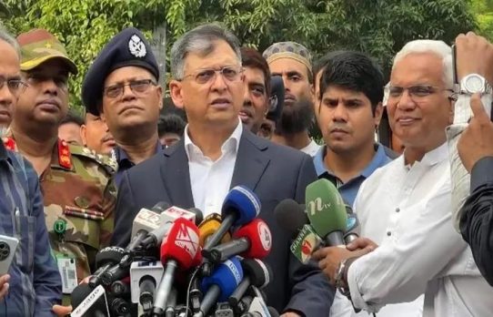 চাঁদাবাজদের সঙ্গে পুলিশ জড়িত থাকলে তাদের তালিকাও করছি : স্বরাষ্ট্রমন্ত্রী