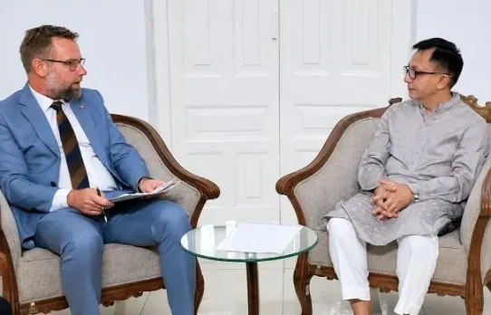 বাংলাদেশের জাহাজ নির্মাণে বিনিয়োগে আগ্রহী মারস্ক লাইন