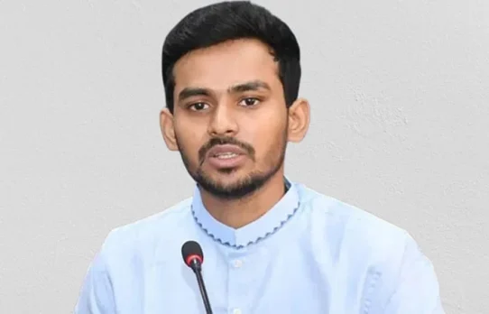 আসিফ মাহমুদ ও তার স্ত্রীর তথ্য চেয়ে বিএফআইইউকে দুদকের চিঠি