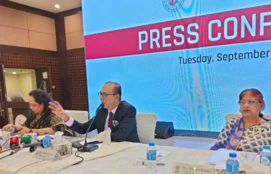 ২০২৭ সালের মধ্যে ১০টি ভালো কোম্পানিকে ডাইরেক্ট লিস্টিংয়ে আনার লক্ষ্য : ডিএসইর চেয়ারম্যান