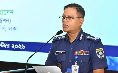মোবাইলের অতিরিক্ত আসক্তি নেশাজাত দ্রব্যের মতোই ক্ষতিকর : আইজিপি