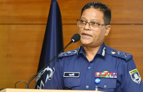 সাইবার অপরাধ মোকাবিলায় পুলিশের সক্ষমতা বাড়ানোর বিকল্প নেই : আইজিপি