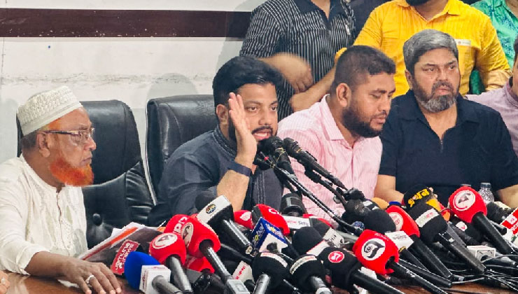 প্রতিমন্ত্রীর পদ থেকে পদত্যাগ করলেন ইশরাক হোসেন