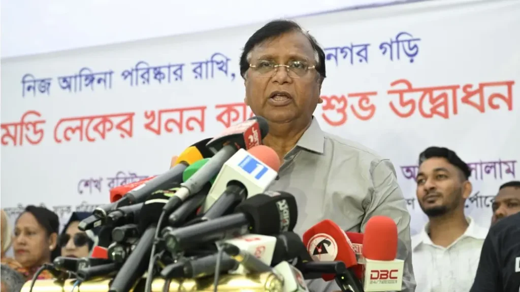 ধানমন্ডি লেকের পাশে হবে নজরুল সরোবর : প্রশাসক