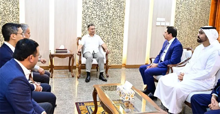 প্রধানমন্ত্রীর সঙ্গে ডিপি ওয়ার্ল্ড চেয়ারম্যানের সাক্ষাৎ
