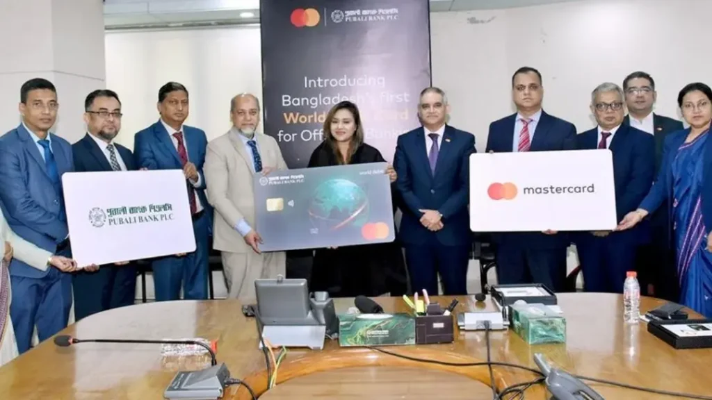 দেশে অফশোর ব্যাংকিং ডেবিট কার্ড চালু করল পূবালী ব্যাংক ও মাস্টারকার্ড